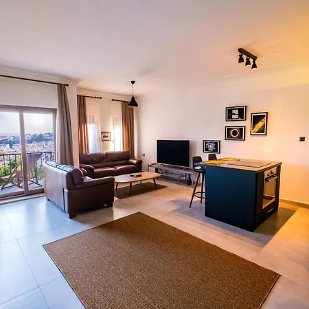 Stylish Modern Hideout In Lejlighed Kaş